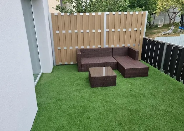 Krasny S Vybavenim A Bezplatnym Parkovanim *